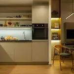 G Tower Furnished Apartmán *