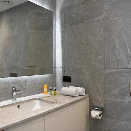 公寓 G Tower Furnished *